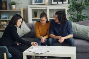 Lift-Top Coffee Table Buying Guide: Function Meets Style